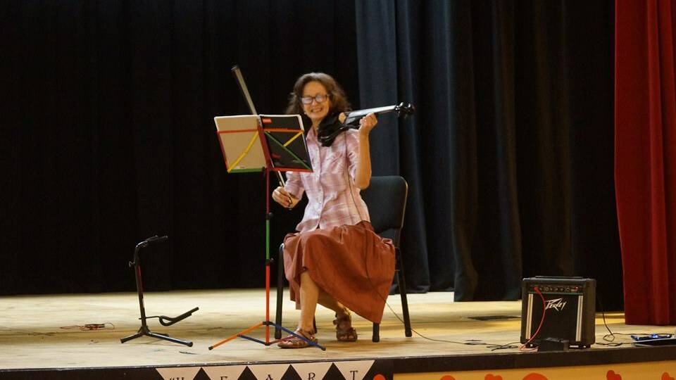 PERFORMANCE: Violinist Sarah Harvey performs a piece at the QCWA meeting held in Cloncurry at the weekend. Photo: Linda Welldon. 
