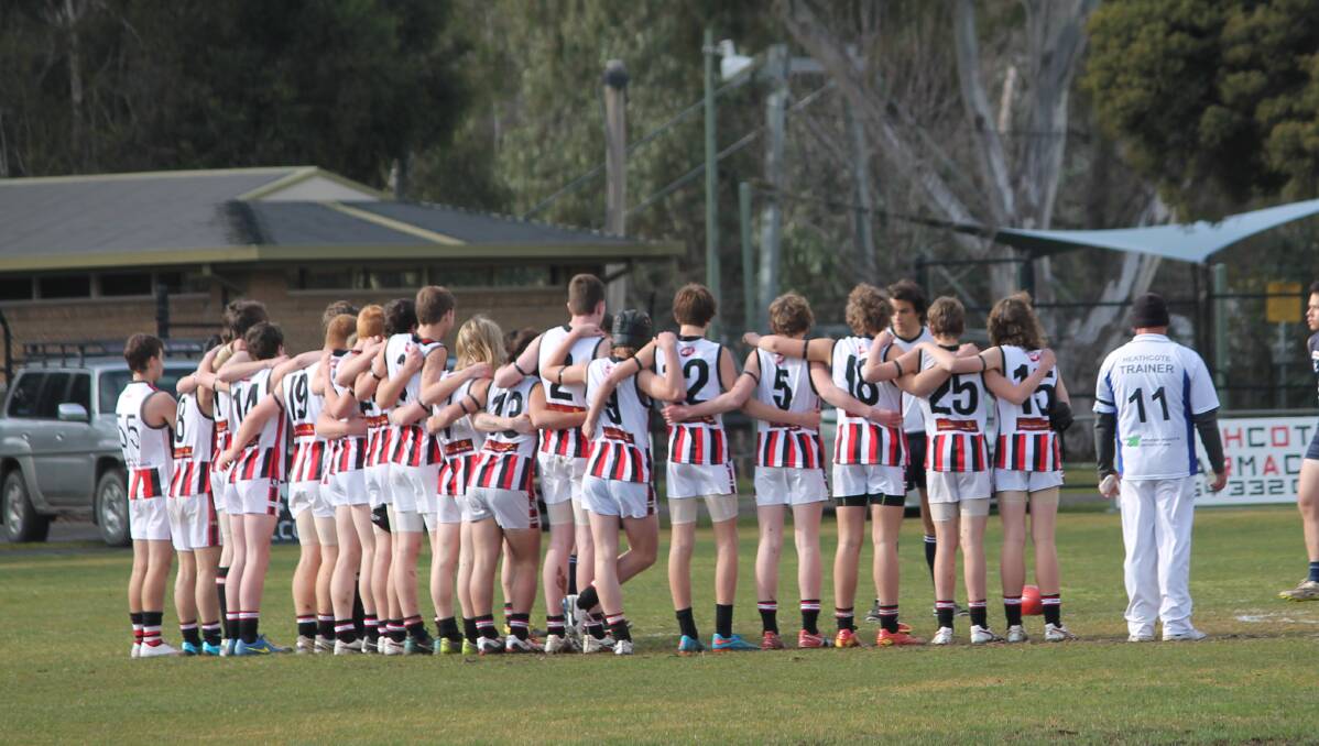 Junior footballers in Heathcote pay tribute to the 15-year-old Heathcote girl killed in a crash in Queensland.