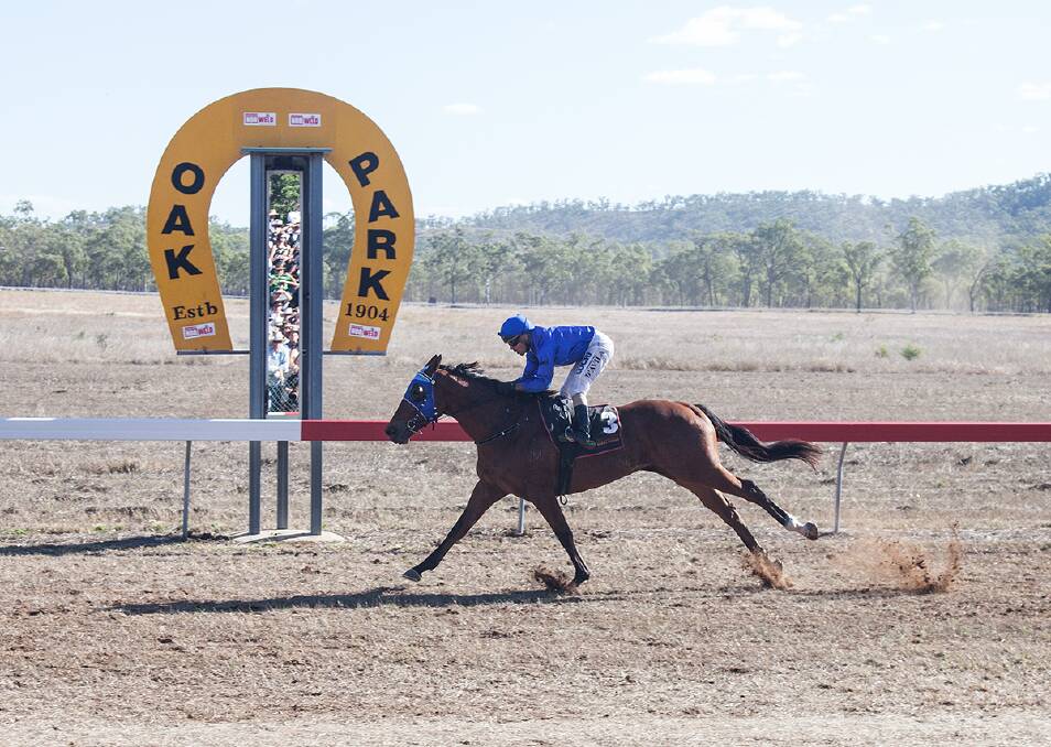 Over 700 people made the trip out West to Einasleigh on July 1-2 for the iconic Oak Park Amateur Picnic Races which delivered one of the events in the club’s 112 year history.