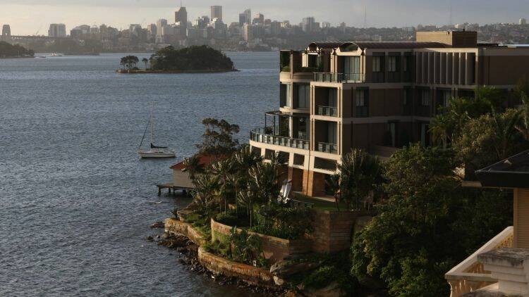 Aussie Home Loan boss John Symond’s Point Piper mansion, which is tipped to sell for a national record $100 million. Photo: Peter Braig