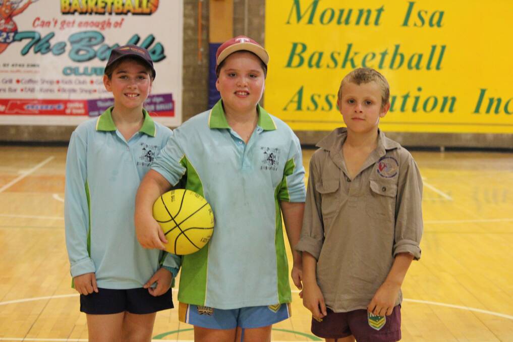 FITNESS: Jemma Curr, Lachlan Hawkins and Wally Hacon participate in basketball for the Sport for Bush Kids program. Photo: Samantha Walton.