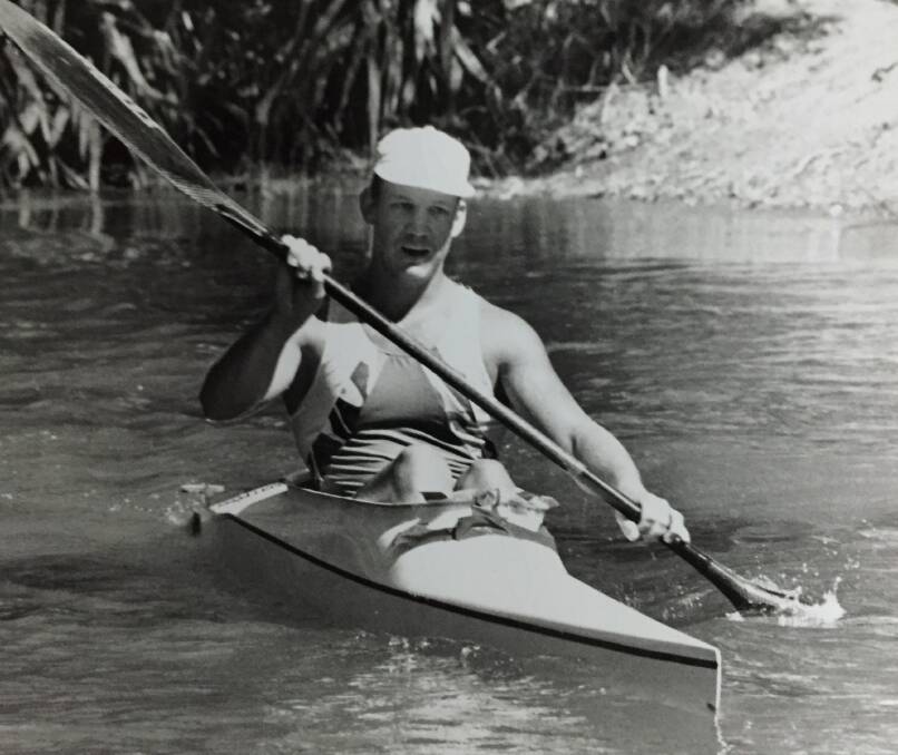 Steve Jenje winning the Gregory Canoe Race in 1997.