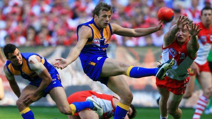 Steven Armstrong during the 2006 grand final. Photo: Vince Caliguiri