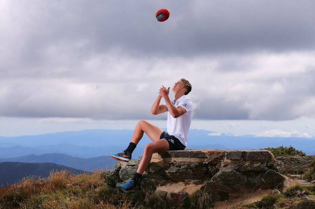 Patrick Cripps poses during Carlton's recent camp at Mt Buller. Photo: Michael Dodge/Getty Images