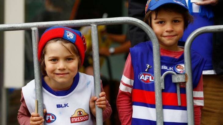 Young Bulldogs fans soaked up the atmosphere. Photo: Darrian Traynor