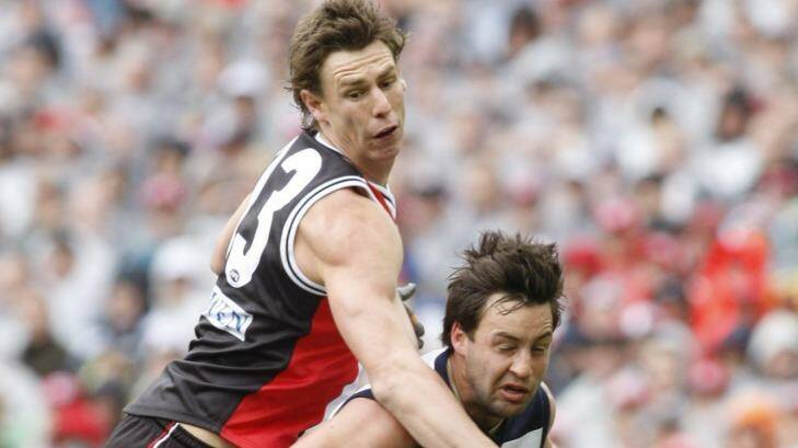 Justin Koschitzke competes with Jimmy Bartel in the 2009 grand final. Photo: Paul Rovere 