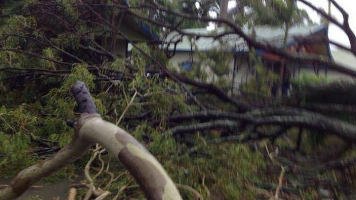 Cyclone damage in Rockhampton.  Photo: Higgins Storm Chasing/David Mall