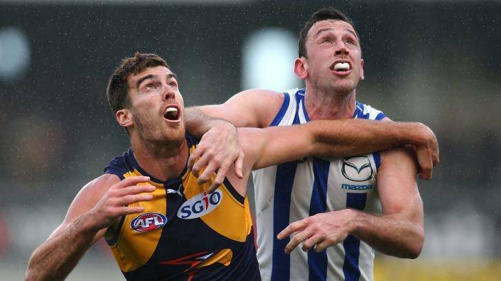Scott Lycett will be entrusted with ruck duties in the finals while Nic Naitanui recovers from surgery. Photo: Paul Kane