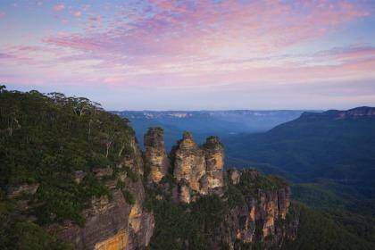 A Blue Mountains must do: Meehni, Wimlah and Gunnedoo – more famously known as the Three Sisters Photo: iStock