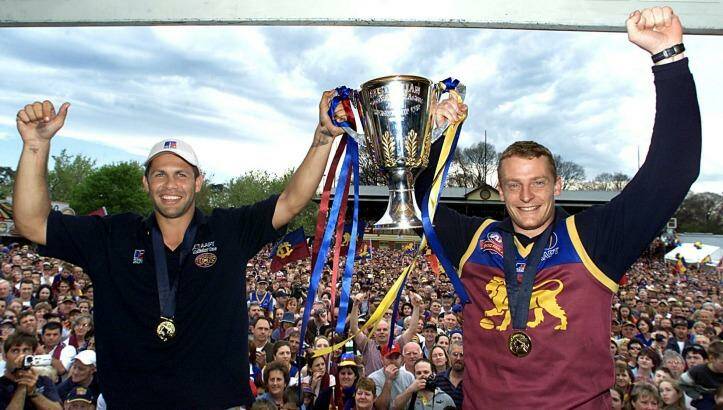Chris Johnson, left. with  Michael Voss and the 2001 premiership cup. Photo: Ray Kennedy