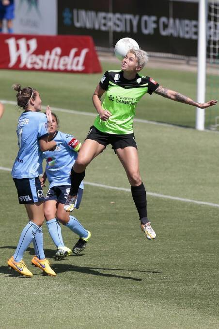 Sport.  W-League Semi Final Canberra United vs Sydney FC at Mckellar Park.    Canberra's Michelle Heyman tries to header a goal.   24 January 2016.  Canberra Times photo by Jeffrey Chan.