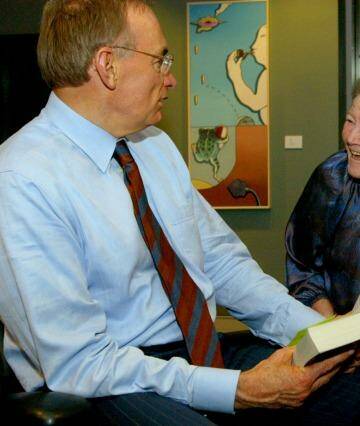 Then Premier Bob Carr with author Colleen McCullough discussing Roman history as a prelude to their Sydney Writers Festival session, in May 2004. Photo: Dallas Kilponen