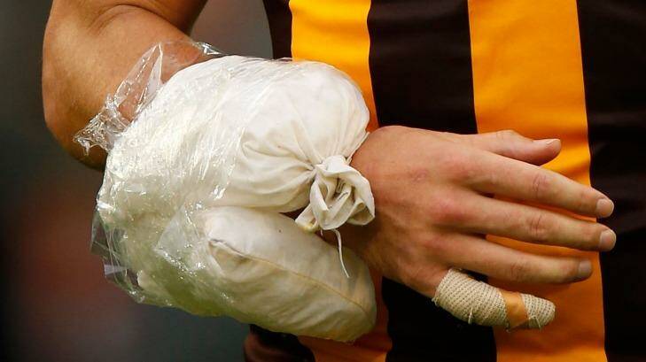 The ice pack applied to Luke Hodge's right arm in round one. Photo: AFL Media/Getty Images