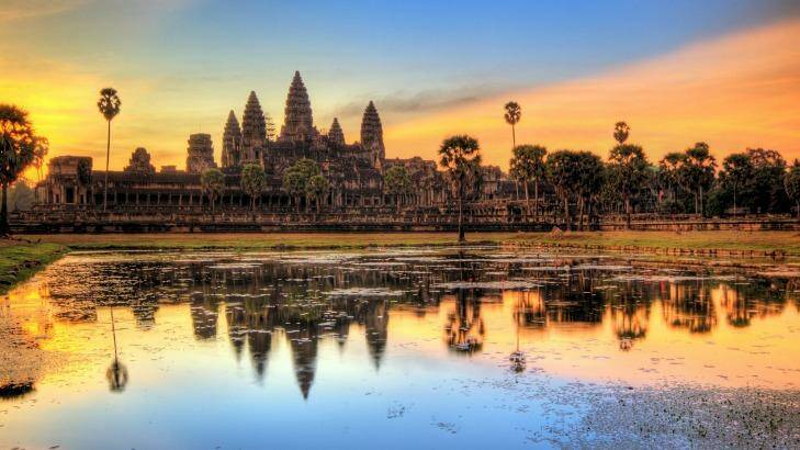 Dawn at Angkor Wat.  Photo: Artie Photography (Artie Ng)