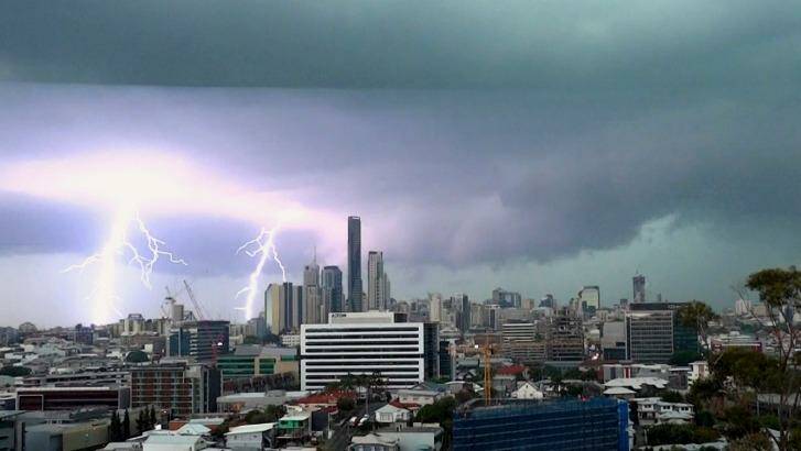 Another round of storms are expected to hit Brisbane on Thursday afternoon. Photo: Steve Ketley
