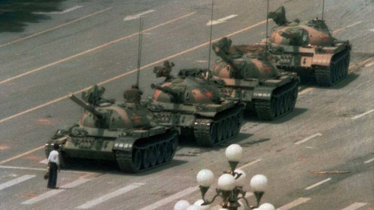 The famous confrontation between a lone protester and a column of tanks during the Tiananmen Square crackdown on June 5, 1989. Hu Yaobang's death triggered the pro-democracy protests. Photo: Jeff Widener