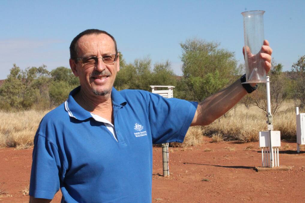 Les Lever is the new ‘weatherman’ in the city, replacing Scott Adams in the role of Mount Isa Weather Bureau Field Office Manager.