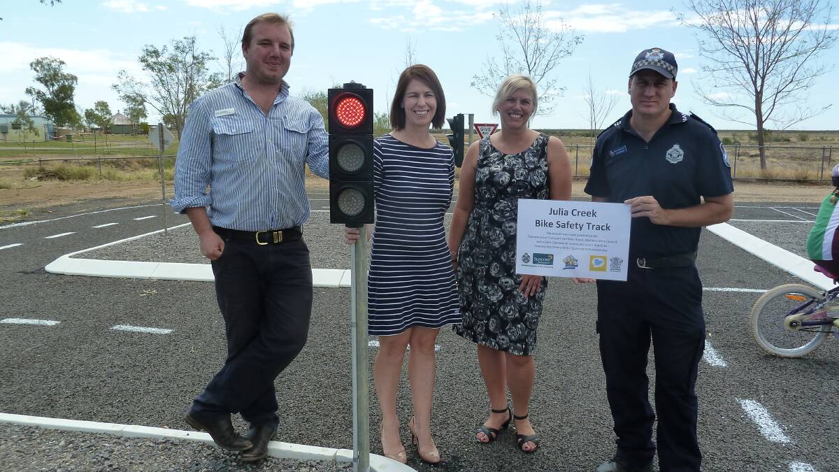 District Suncorp manager Luke McWhirter, Mayor Belinda Murphy, Rachel Coulson manager (road safety) Department of Transport and Main Roads, Senior Constable Dave McNab.