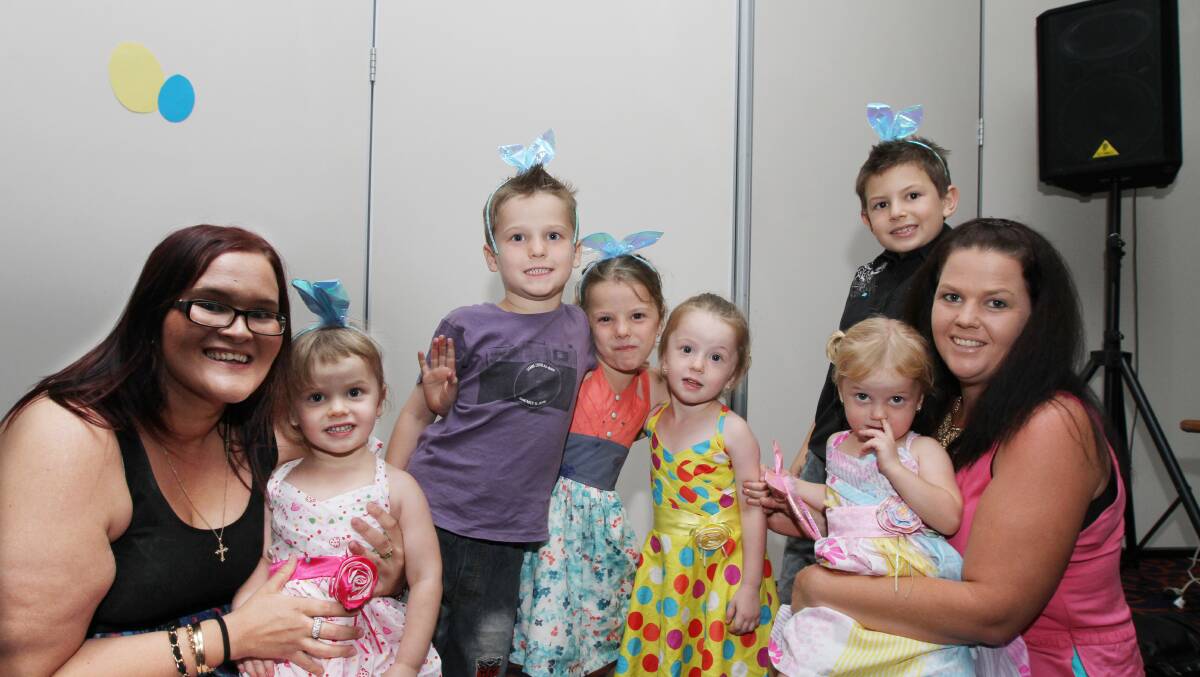 ALL SMILES: Donna Pardon, Lexi, 3, Deegan,6, Kadence,6 and Tovi Anderson, 4 with Broden Healey-McNabb, 8, Erin McNabb and Payton Anderson, 3.  