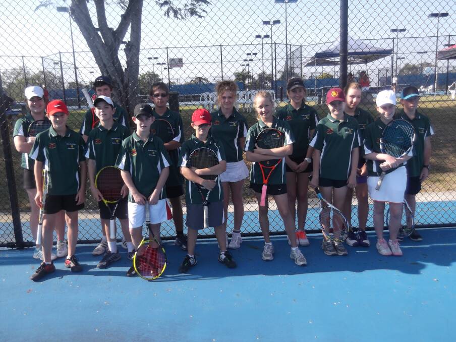 REPRESENTING THE NORTH WEST: The team of Mount Isa tennis players that competed in Rockhampton recently. zz