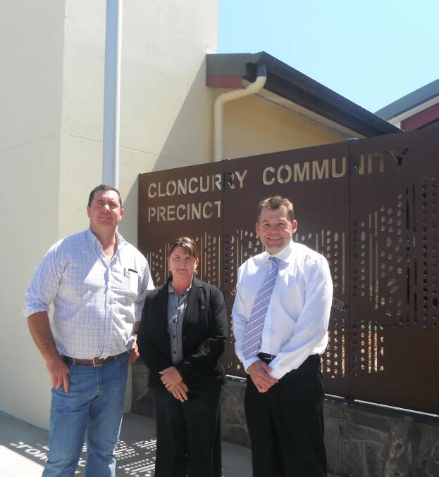 NEW LOOK:  From left, Cloncurry Shire Council mayor Andrew Daniels, Mrs Joanne Green, who has been acting CEO for the past 11 months, with newly-appointed chief executive officer David Neeves . - zz