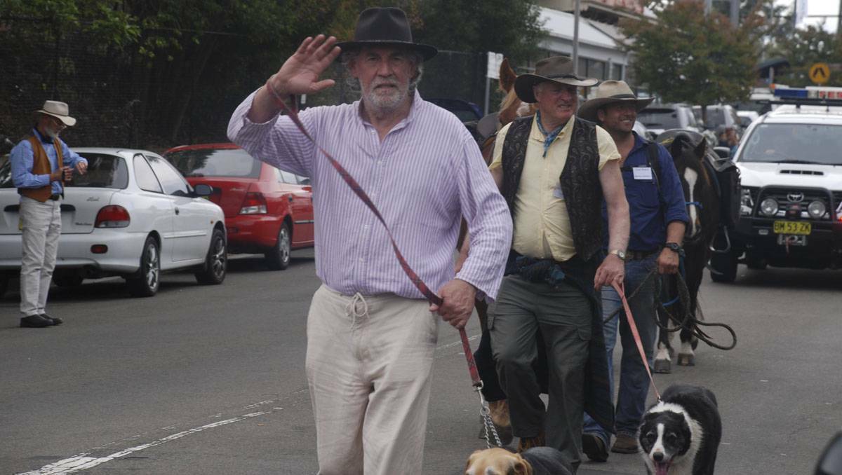  The re-enactment of the Blue Mountains Crossing reached Springwood, NSW. John O'Sullivan is leading the group followed by former Sydney Morning Herald journalist Malcolm Brown. 