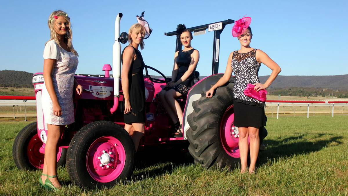 Chloe Robinson, Emma Bassingthwaighte, Zoe Burt and Andri Parlett ready for Girls Day Out at the Goulburn Races.
