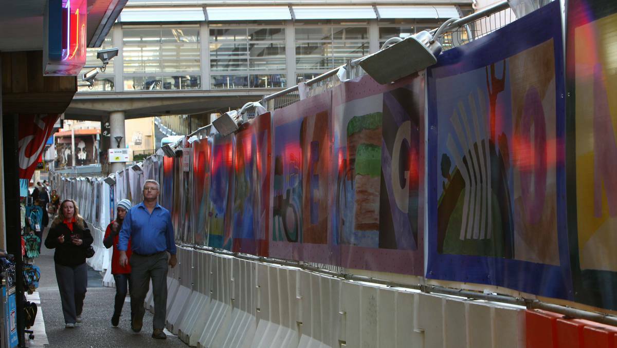  Wollongong artists transform mall construction zone. Photo: Illawarra Mercury.