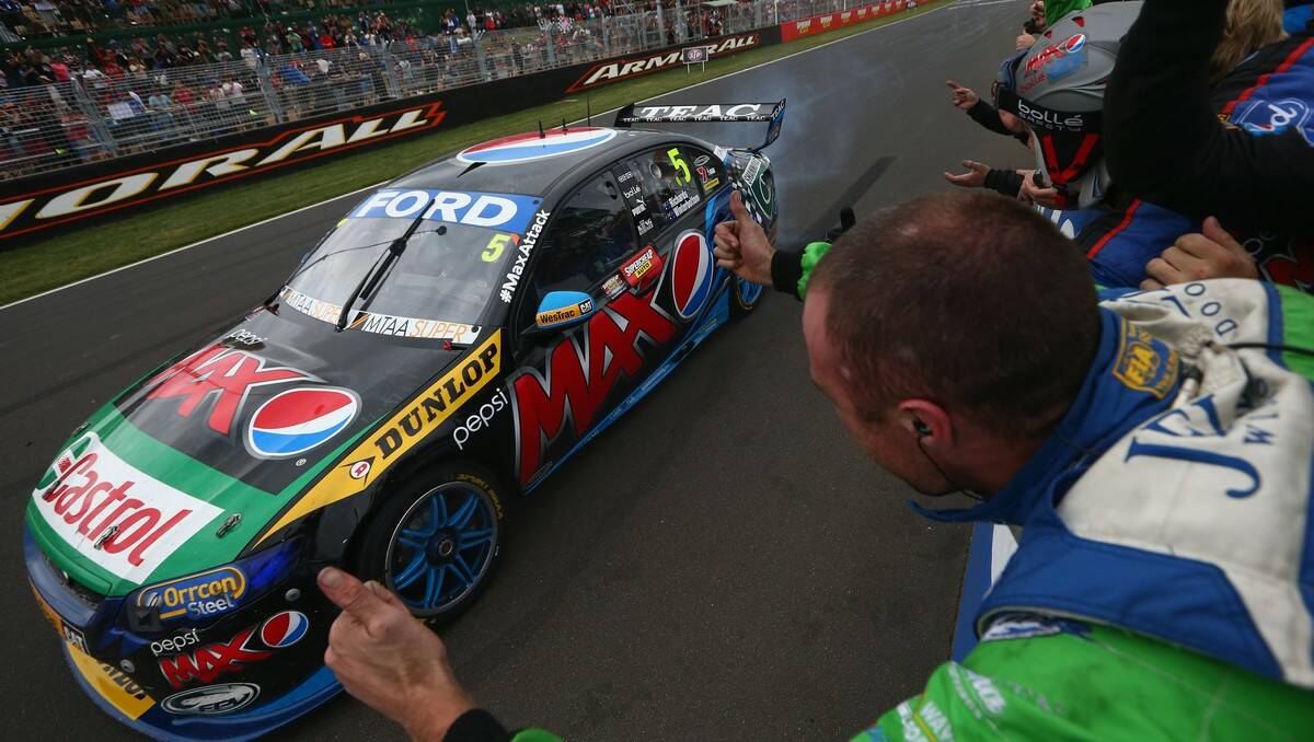 Fans, drivers and cars, all the action at the 2013 Bathurst 1000. Photo: Getty Images