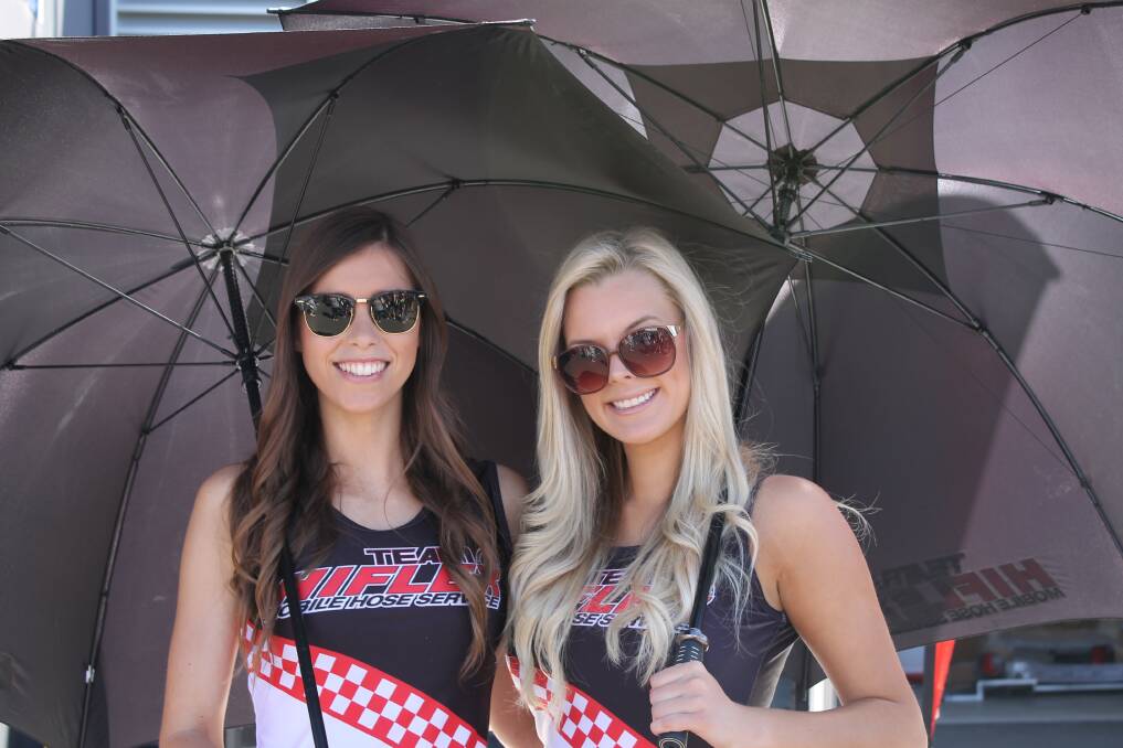 Fans, drivers and cars, all the action at the 2013 Bathurst 1000. 