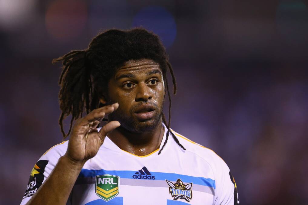 Jamal Idris of the Titans gives instructions during the round one NRL match. Photo by Mark Kolbe/Getty Images