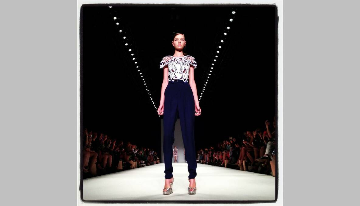 Mobile photography at the 2013 Mercedes-Benz Fashion Week Australia by Getty Images photographers.