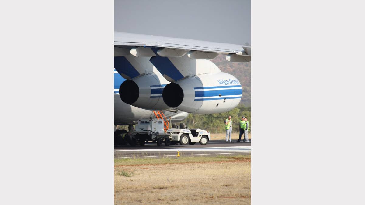 Smooth landing for massive cargo plane 
