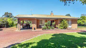 131 Digby Road, Hamilton, in Victoria's Southern Grampians region was for rent at $400 per week. Picture supplied