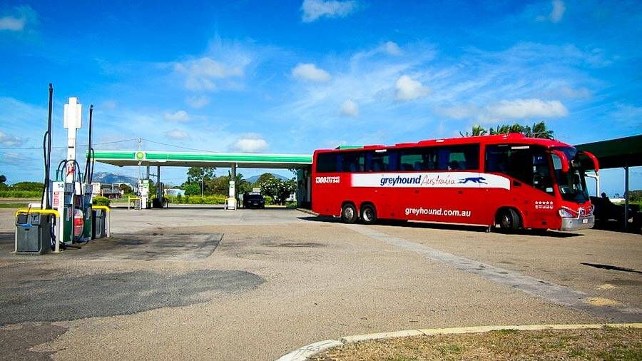 Katter wants support for Mount Isa to Tennant Creek bus line
