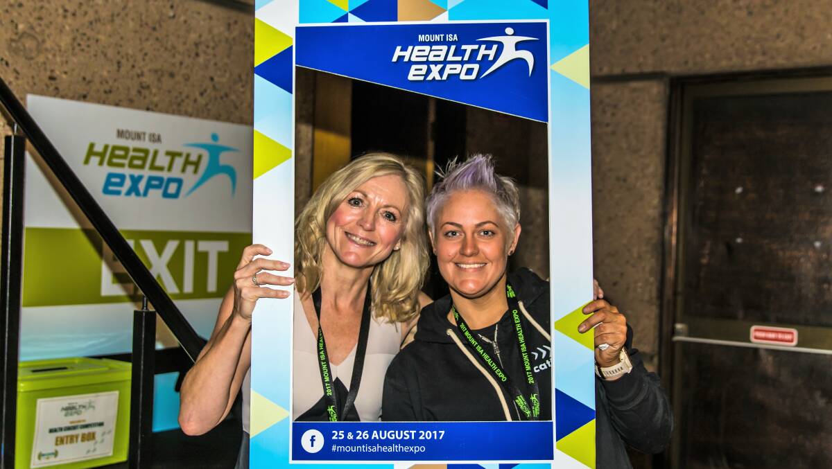 North West Hospital and Health Service Chief Executive Lisa Davies Jones (left)
poses with special guest motivational speaker Elle Kate-Goodall at the 2017 Health Expo. Photo: Supplied