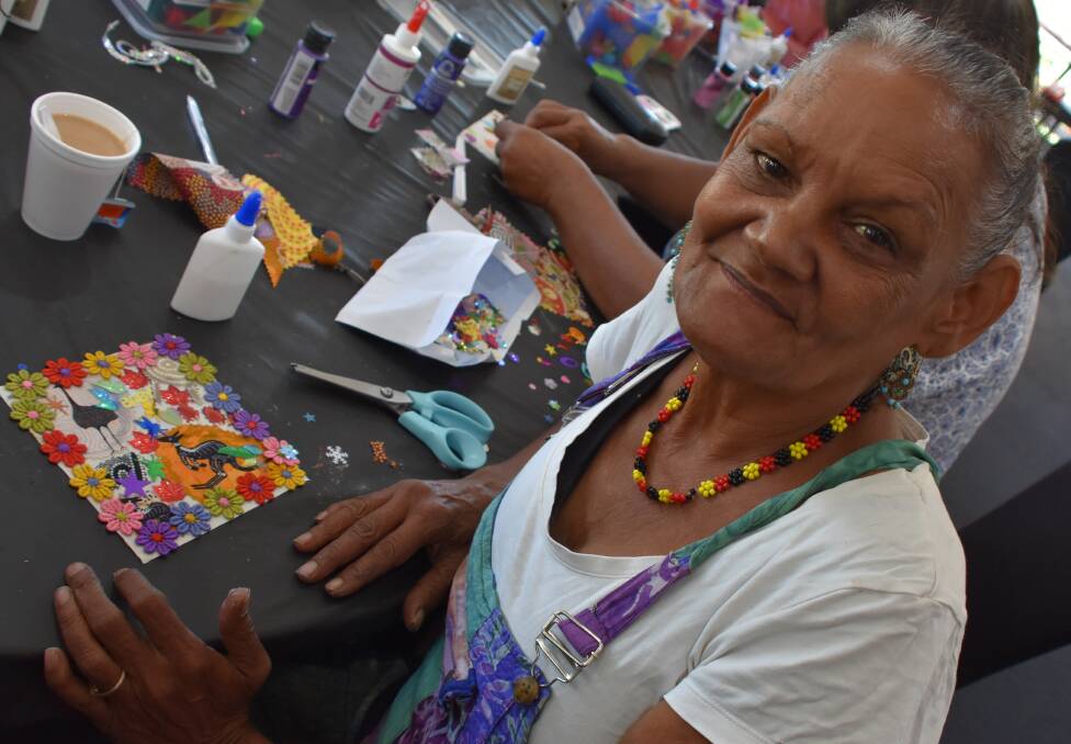 HEALTH FORUM: Jane Louttit expressed her thoughts about the two-day Gidgee Healing Women's Health Forum through painting and crafts. Photo: Melissa North