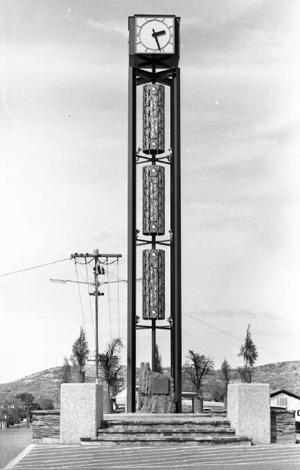 The John Campbell Miles clock in Mount Isa in 1970.