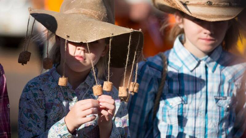 Families book in Winton's Outback Festival for September school holidays