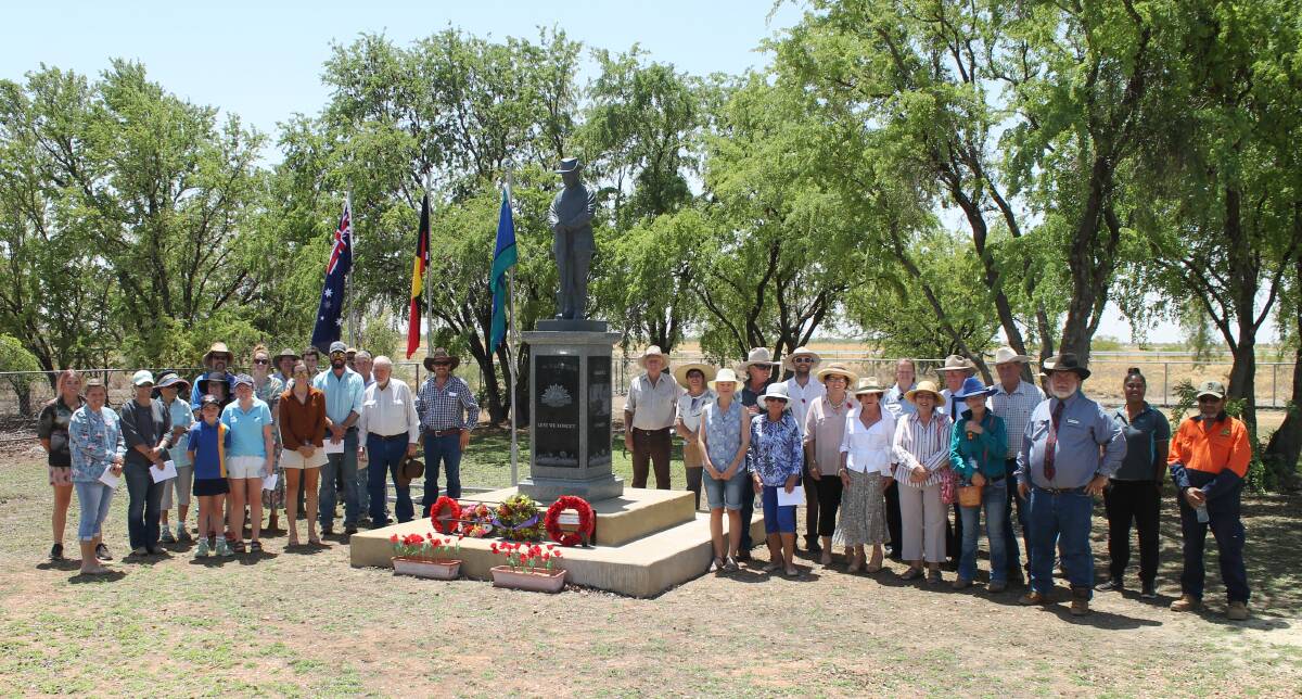 All attendees of the Gregory Cenotaph official unveiling on November 11. Photo supplied.
