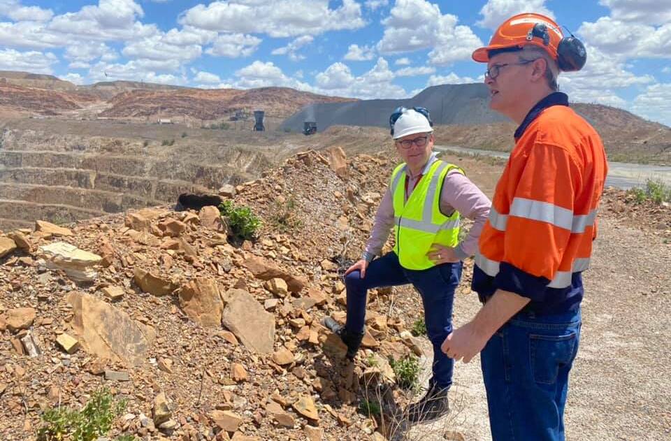 Senator for Queensland and Shadow Minister for Queensland Resources Murray Watt tours Mount Isa mine. Photo supplied.