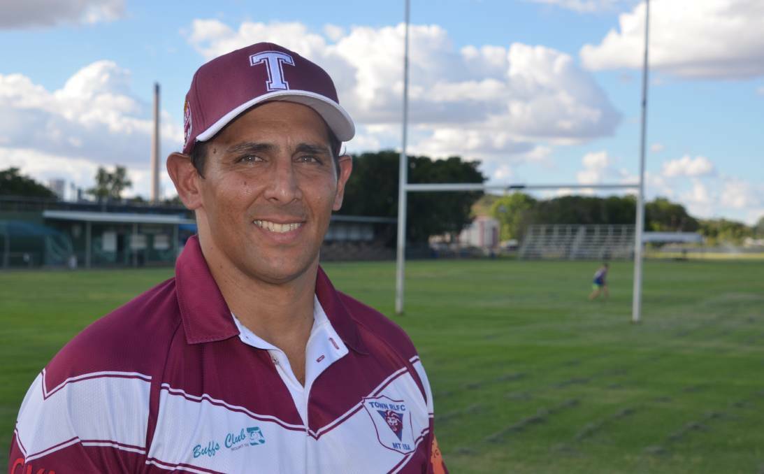 TRAINING: Former Queensland State of Origin player helps locals with their fitness goals. Photo: Derek Barry.