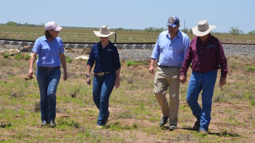 McKinlay Shire Council Mayor Belinda Murphy inspects flood damage with Queensland opposition leader Deb Frecklington, Prime Minister Scott Morrison and Richmond Shire Council mayor John Wharton.