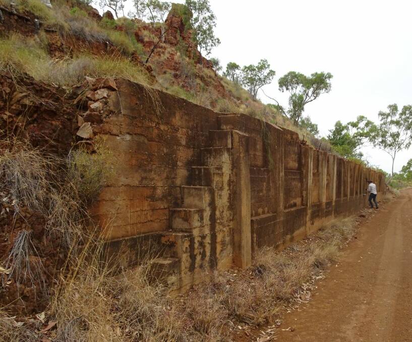 The ore transfer stage from the Wee McGregor tranway to the Ballara railway.