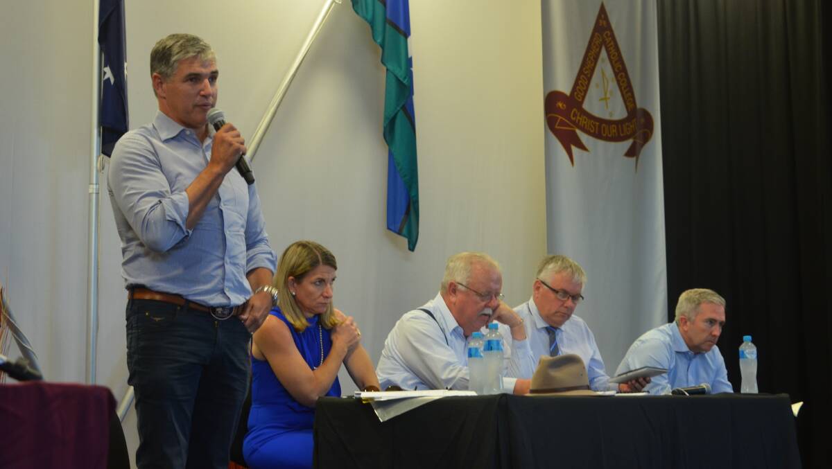Robbie Katter speaks at the Mount Isa forum where he said there was a good argument to consider regulation of the Mount Isa-Cloncurry to Townsville route.