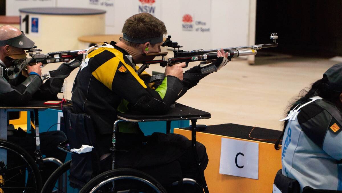 Glen McMurtrie in shooting action. Photo: Shooting Australia