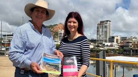 Overlander's Way Tourism Group Chairperson John Wharton with author Kylie Asmus. Photo supplied.