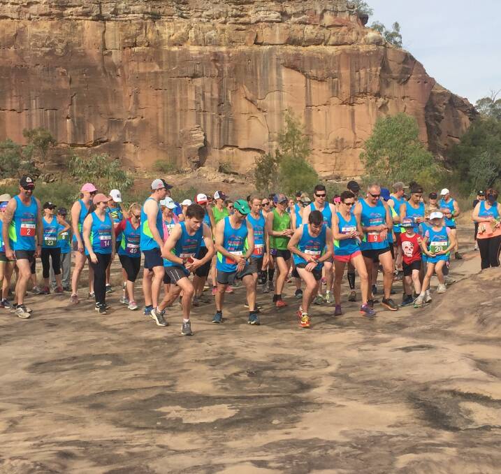Junior competitors set off in the 2018 Porcupine Gorge Challenge.