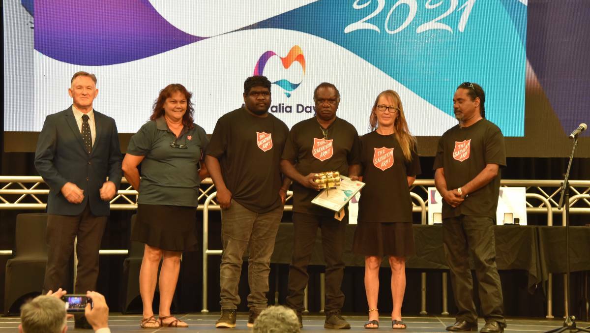 Deputy Mayor Phil Barwick presented the Community Event of the Year to the Mount Isa Recovery Service Centre for its NAIDOC Week celebration.