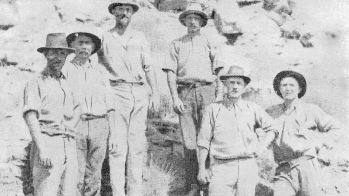 Left to Right: John Campbell Miles. Con Davidson. Bill Simpson. Bill Purdy,
Douglas McGilvray and C. Saint Smith in the early days of the new Mount Isa field.
